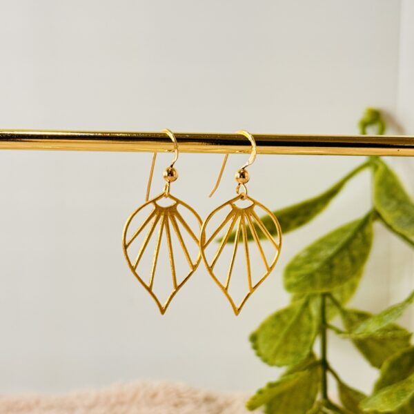 Isabelle - Dangle Earrings - Image 2