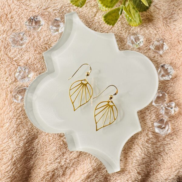 Isabelle - Dangle Earrings