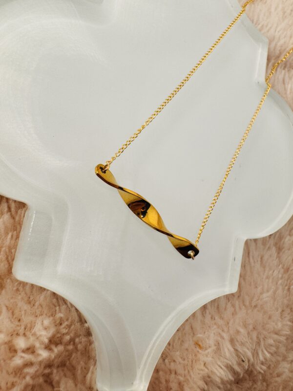Izabella - Twist Necklace - Image 3