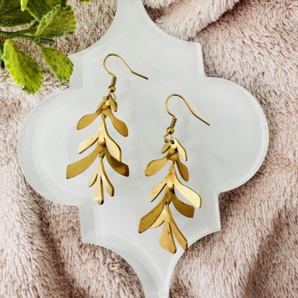 Lilian - Earrings - Image 2