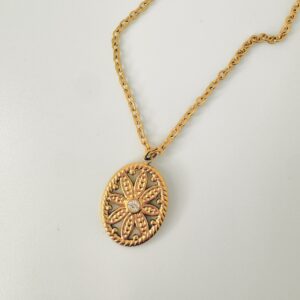 Mary - Necklace